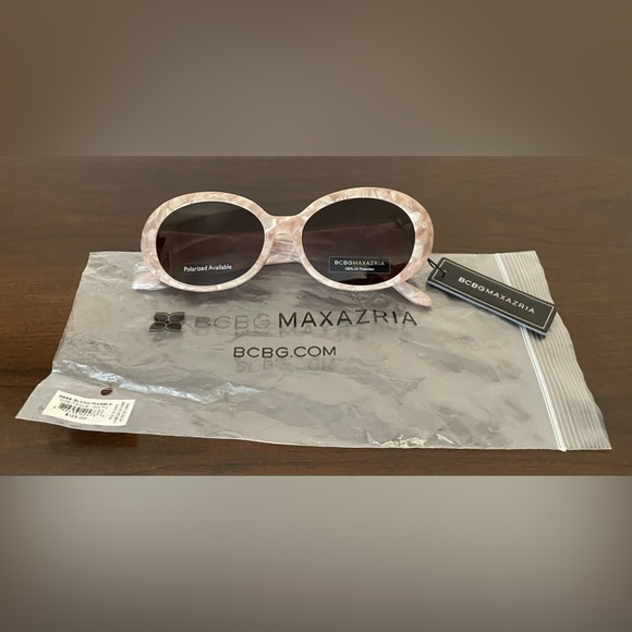 BCBGMAXAZRIA Overt Sunglasses in Blush Marble main image 6